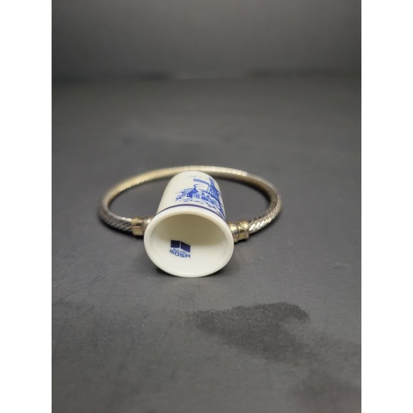 Vintage Thimble by ROYAL MOSA Blue & White 'Dutch Windmil' 1984 NETHERLANDS - Picture 4 of 6